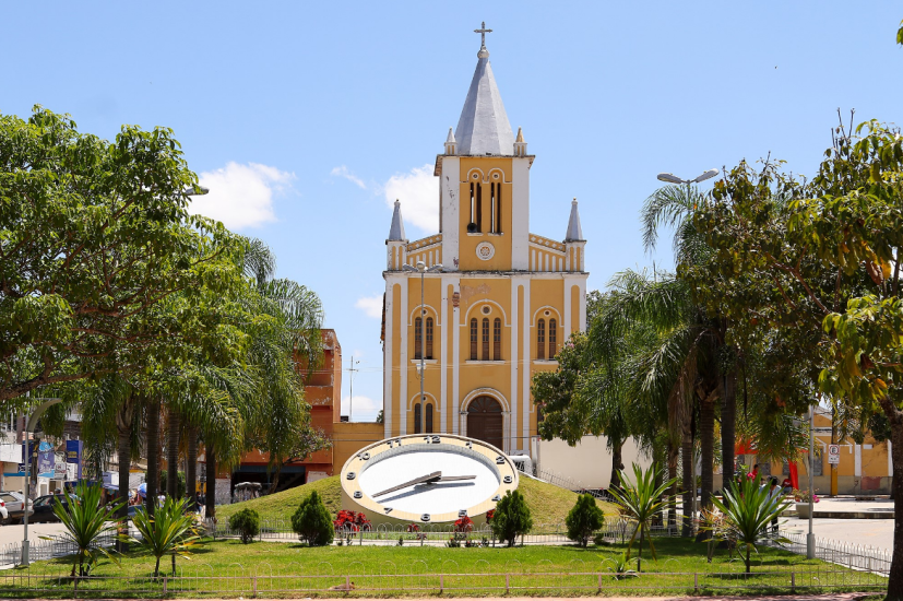 ANUNCIE OUTDOOR EM BUÍQUE