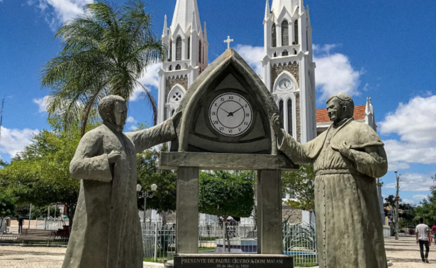 NÃO PERCA TEMPO E ANUNCIE OUTDOOR EM PETROLINA 